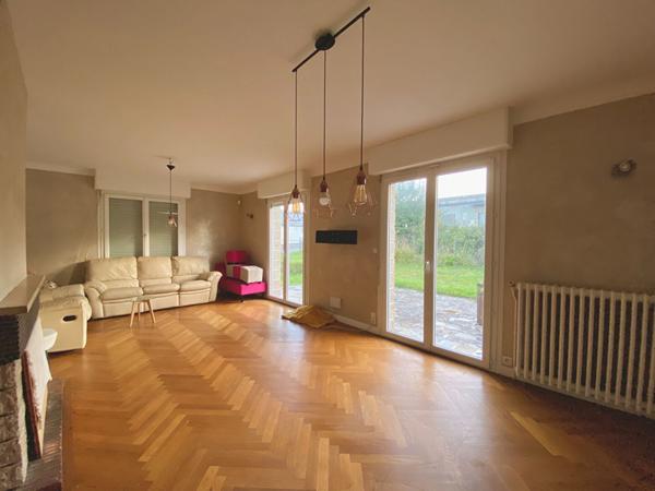 Maison  7 pièce(s) 133.44 m2