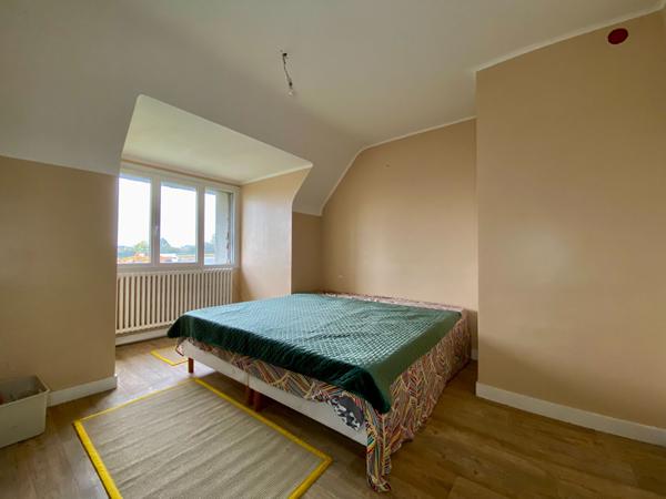 Maison  7 pièce(s) 133.44 m2