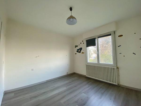 Maison  7 pièce(s) 133.44 m2