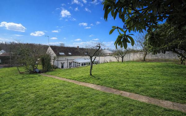 Maison à vendre    4 pièces • 162,87 m2 Beauvais