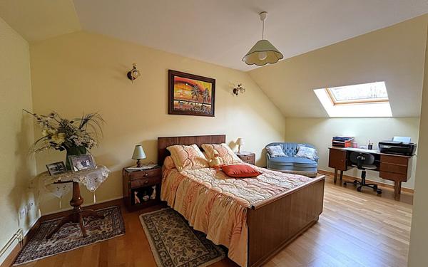 Maison à vendre    4 pièces • 162,87 m2 Beauvais