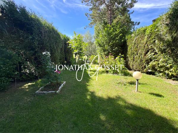 Poissy: Propriété familiale sur l'Ile de Migneaux 9pcs - 4ch - 262m² sur 1005m² de terrain