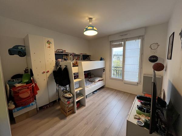 Appartement Drancy 3 pièces 61 m2 Balcon 1 PARKING