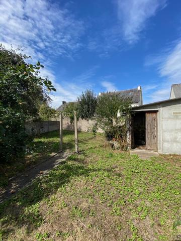 GUINGAMP - MAISON SITUEE A PROXIMITE DES ECOLES ET DES COMMODITES !