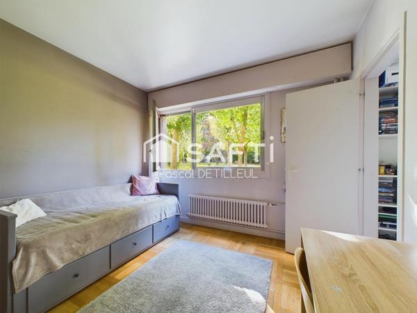 GARCHES - Buzenval appartement 3 pièces 78m2