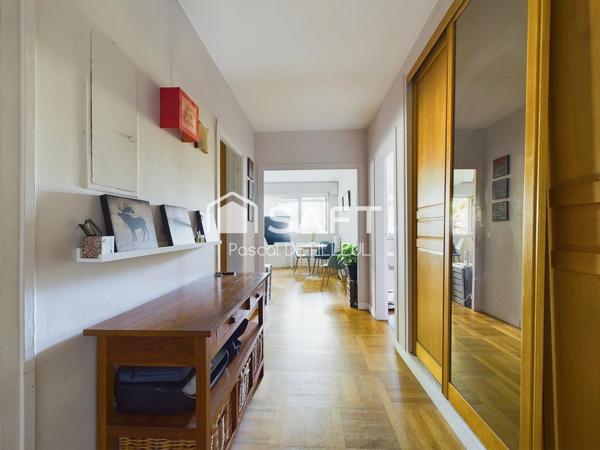 GARCHES - Buzenval appartement 3 pièces 78m2