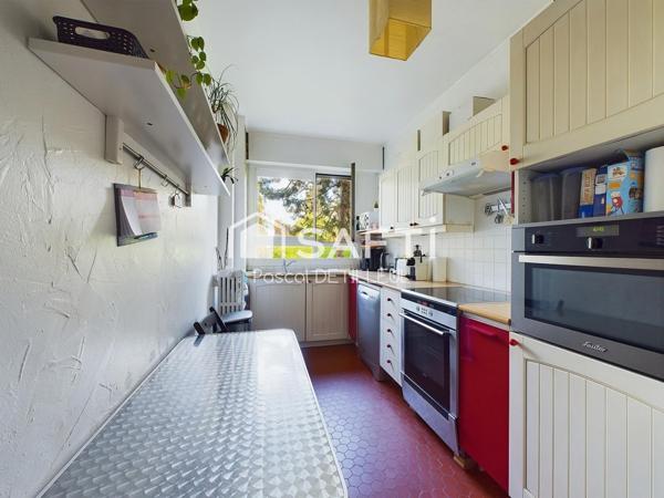 GARCHES - Buzenval appartement 3 pièces 78m2