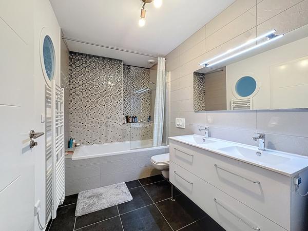 Appartement 4 pièces - 102 m²