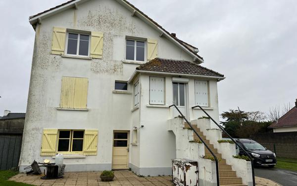 Maison à vendre    6 pièces • 173,06 m2 Batz-sur-Mer