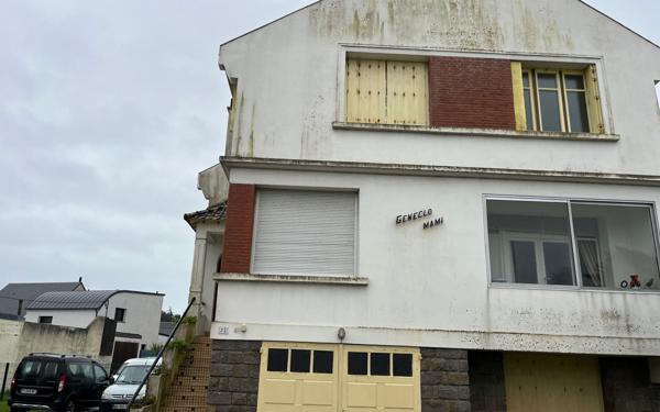 Maison à vendre    6 pièces • 173,06 m2 Batz-sur-Mer