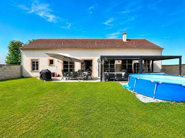 Maison plain-pied 6 pièces à vendre à Viarmes - 474 000 €