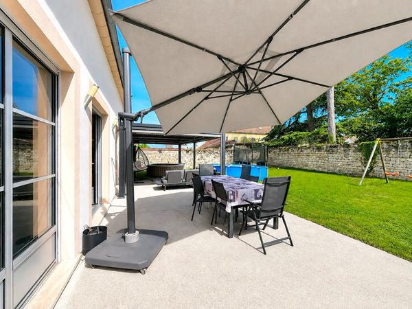 Maison plain-pied 6 pièces à vendre à Viarmes - 474 000 €
