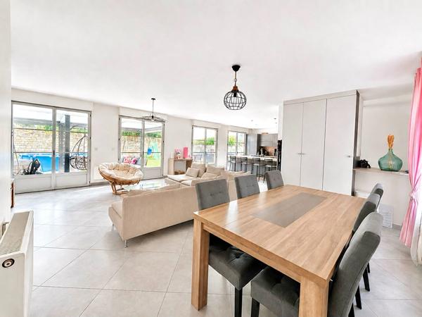 Maison plain-pied 6 pièces à vendre à Viarmes - 474 000 €