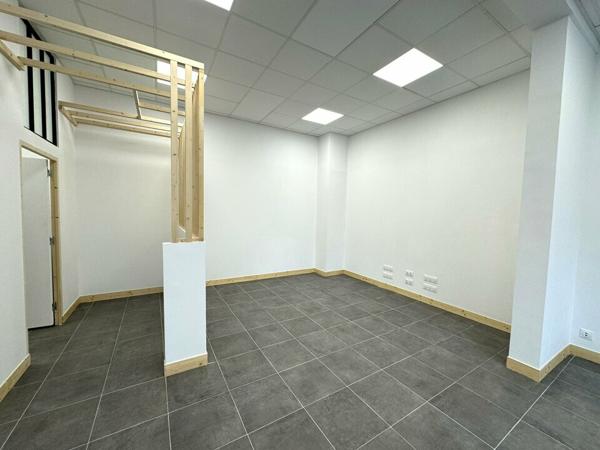 TOURS GRAMMONT BUREAUX A LOUER 100 M² NEUFS RDC