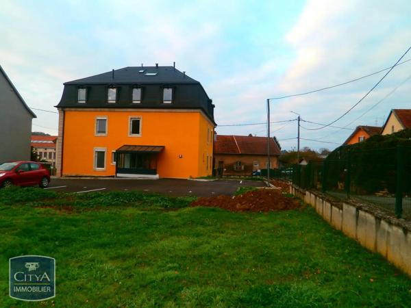 Appartement à louer 3 pièces 74.9m² Grandvillars (90600)