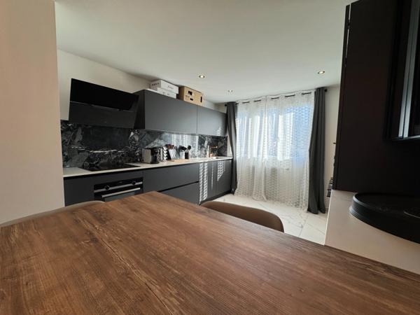 Appartement à vendre 4 pièces BASSENS (73) 76 M2 avec balcon