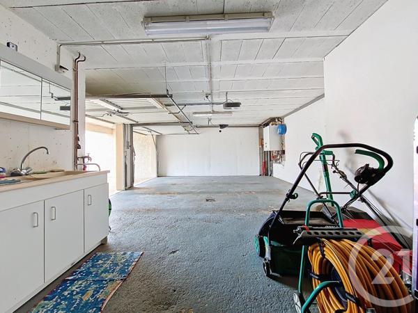 Maison à vendre  8 pièces - 165,66 m2 CEYRAT - 63