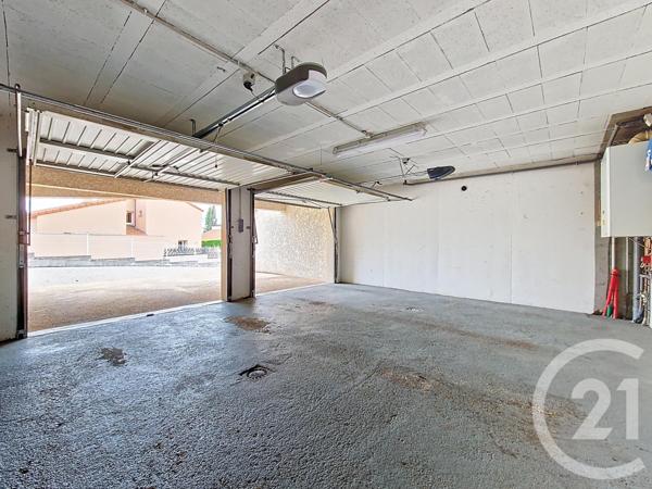 Maison à vendre  8 pièces - 165,66 m2 CEYRAT - 63