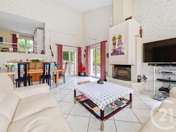 Maison à vendre  8 pièces - 165,66 m2 CEYRAT - 63