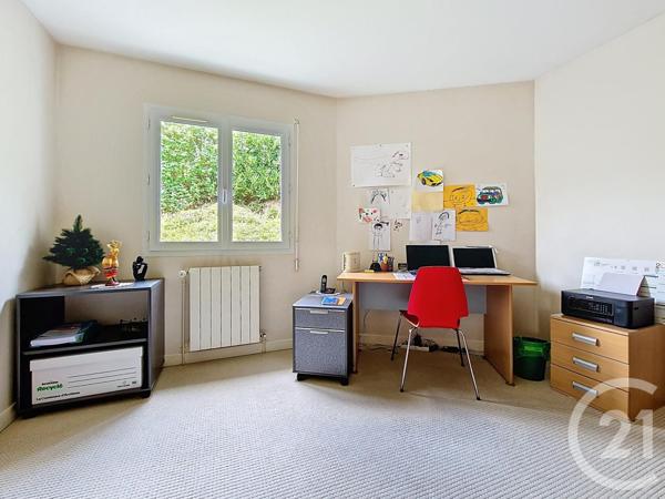 Maison à vendre  8 pièces - 165,66 m2 CEYRAT - 63