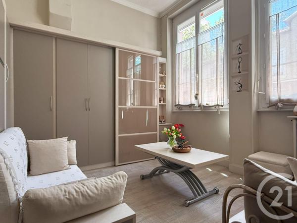 à vendre  72,87 m2 ST FONS - 69