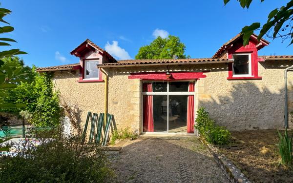 Maison à vendre    5 pièces •  Saint-Astier