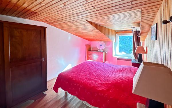 Maison à vendre    5 pièces •  Saint-Astier