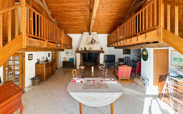 Maison à vendre    5 pièces •  Saint-Astier