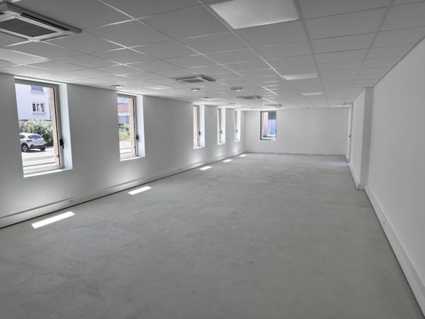 Bureaux neufs à louer ou à vendre à proximité du centre ville de Bourg en Bresse