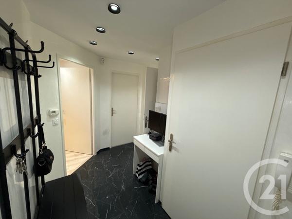 Appartement F4 à vendre  4 pièces - 75,50 m2 ECQUEVILLY - 78