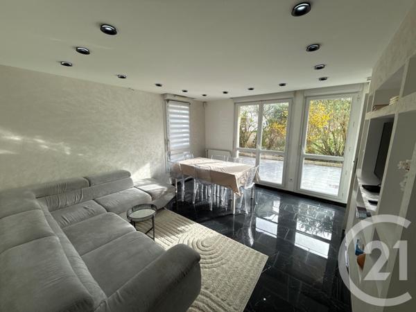 Appartement F4 à vendre  4 pièces - 75,50 m2 ECQUEVILLY - 78