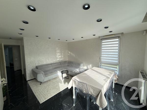 Appartement F4 à vendre  4 pièces - 75,50 m2 ECQUEVILLY - 78