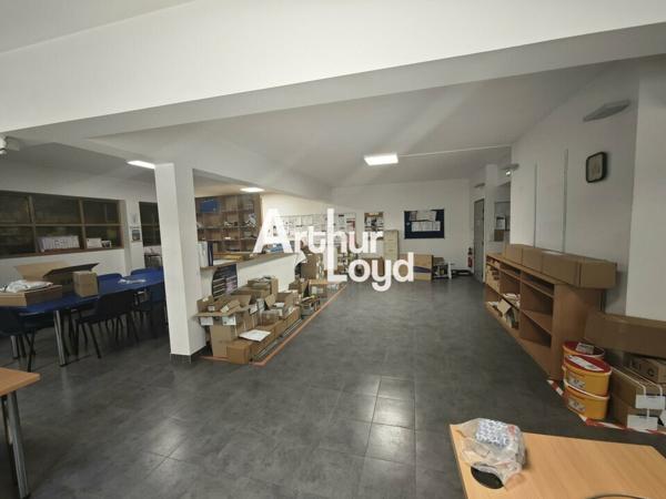 A LOUER BUREAUX OPEN SPACE AVEC ACCES PMR NICE QUARTIER DE LA MADELEINE. 206M² DE SURFACE DE BUREAUX