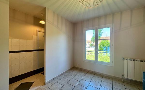 Maison à vendre    5 pièces • 144 m2 Lescar