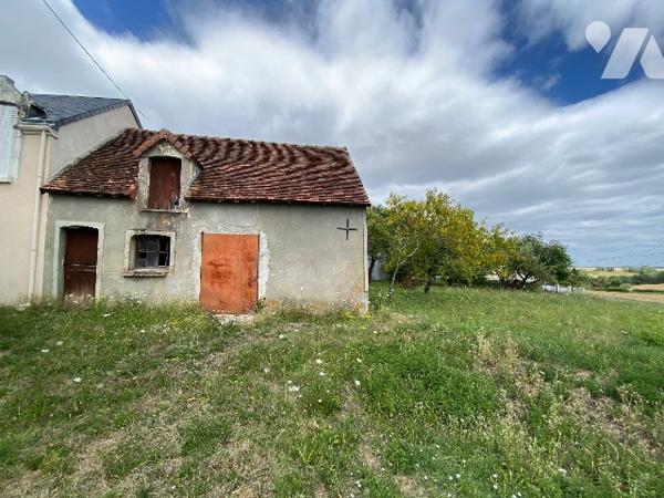 MAISON A RENOVER DANS HAMEAU