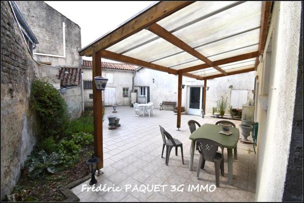 Vente / Maison de ville à Aulnay (17470)