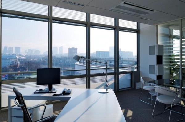 Bureaux neufs en bordure de la Seine, espaces verts et services pour un confort optimal
