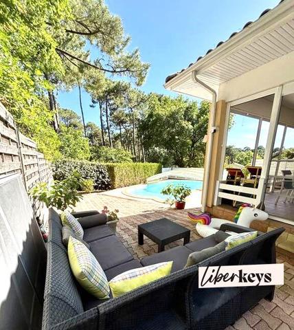 Villa 9 pièces de 175m² Arcachon-Abatilles.