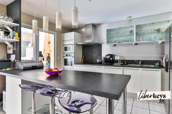 Villa 9 pièces de 175m² Arcachon-Abatilles.