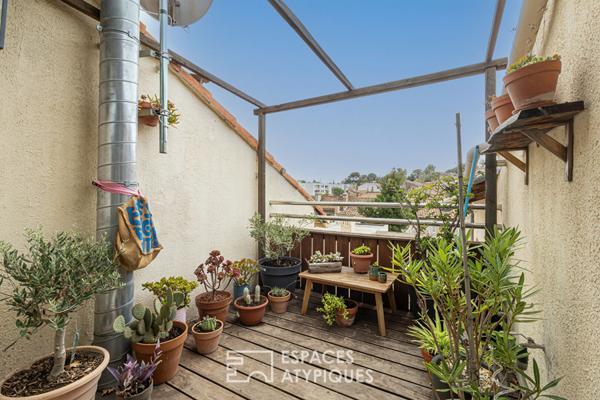 Loft en Duplex au Charme Industriel – Marseille 16ème
