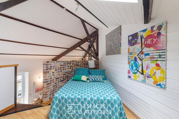 Loft en Duplex au Charme Industriel – Marseille 16ème