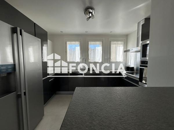 Location Maison 4 pièces 82.14 m² - 5 RUE GABRIEL FAURE Poisat 38320