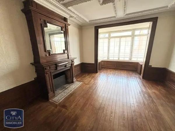 Maison à vendre 10 pièces 246m² Laon (02000)