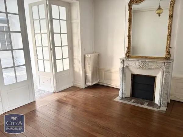 Maison à vendre 10 pièces 246m²