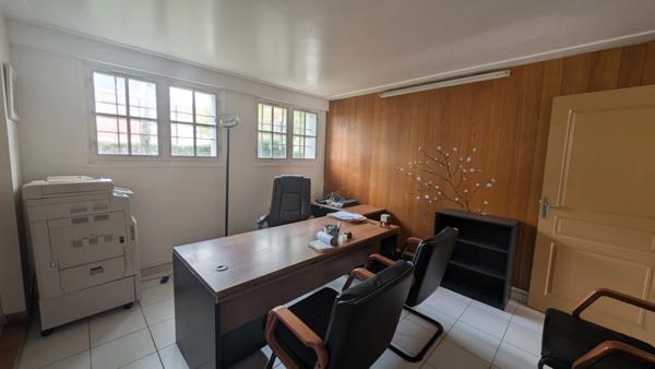 🏢 Bureaux lumineux de 88 m² avec terrasse – Boulevard Gambetta, Calais