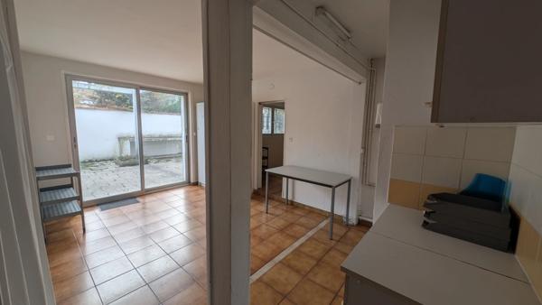 🏢 Bureaux lumineux de 88 m² avec terrasse – Boulevard Gambetta, Calais