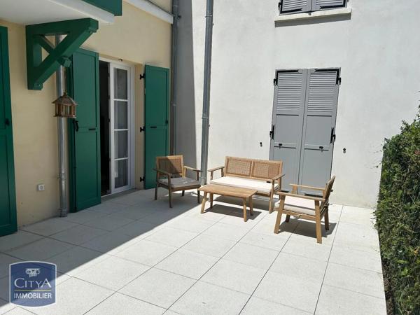 Appartement à louer 3 pièces 61.7m² Serris (77700)