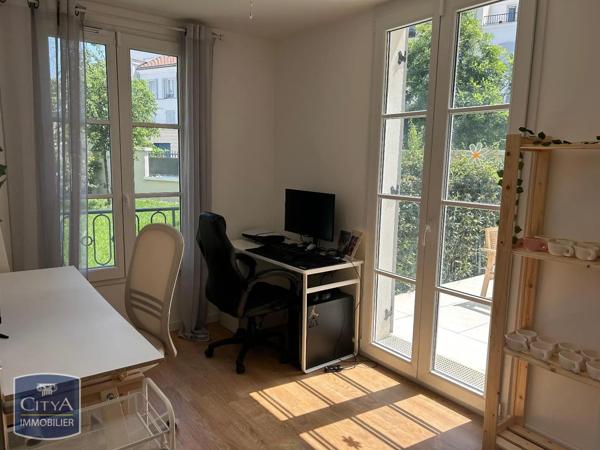Appartement à louer 3 pièces 61.7m² Serris (77700)