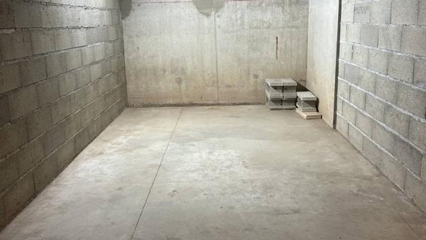 Parking / Box à vendre de 14 m²