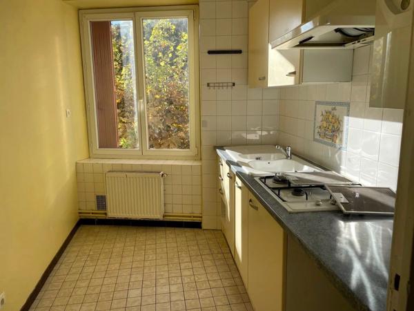 Location Appartement 4 pièces 72 m2 à Lavelanet